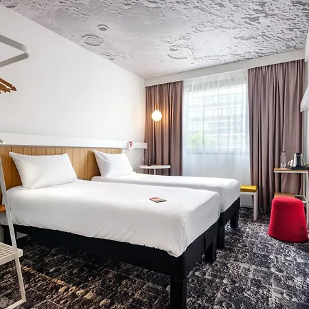 Ibis Centrum 3*