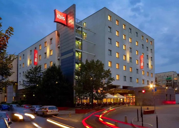 호텔 Ibis Centrum 3*