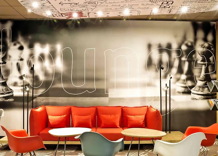 호텔 Ibis Centrum 3*