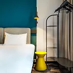 Ibis Centrum Hotel 3*