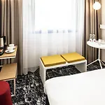 Ibis Centrum 3*