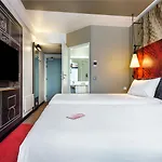 Ibis Centrum Hotel
