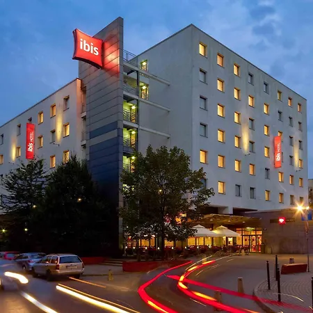 מלון Ibis Centrum 3*