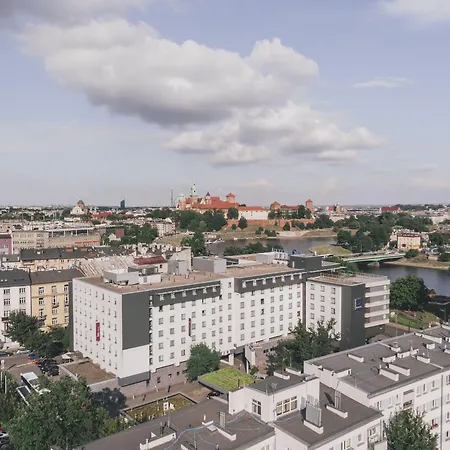 Ibis Centrum Szálloda 3*