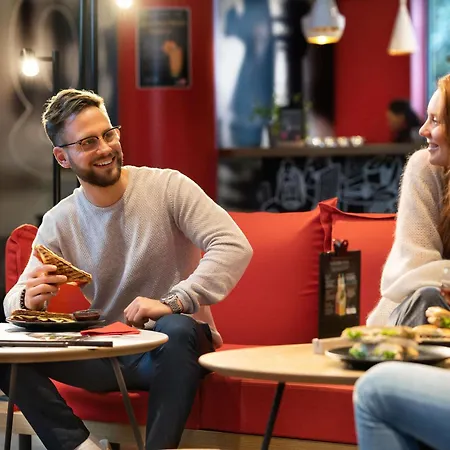 Ibis Centrum Hotell 3*