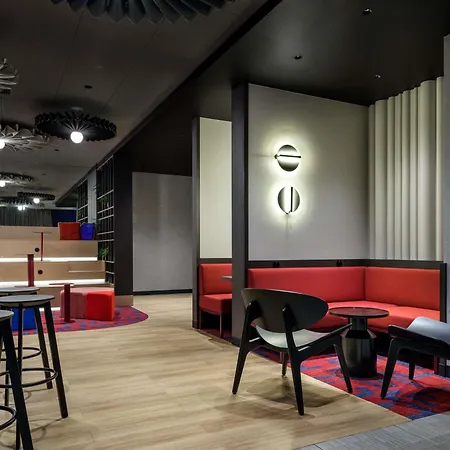 克拉科夫中心宜必思酒店 3*