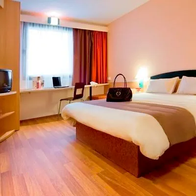 Отель Ibis Centrum 3*