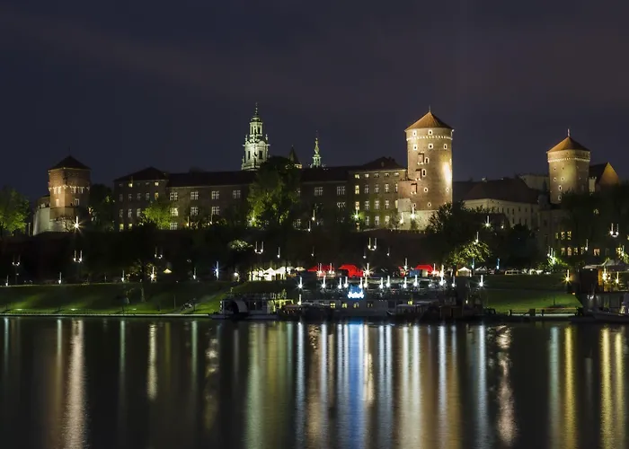 Ibis Centrum Hotel 3*