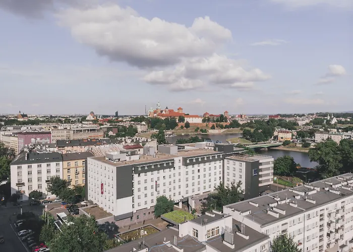 Ibis Centrum Hotell 3*