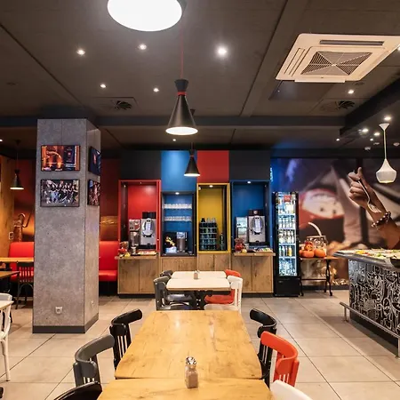 克拉科夫中心宜必思酒店