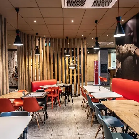 酒店 克拉科夫中心宜必思酒店