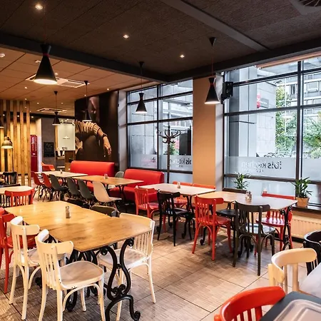 酒店 克拉科夫中心宜必思酒店