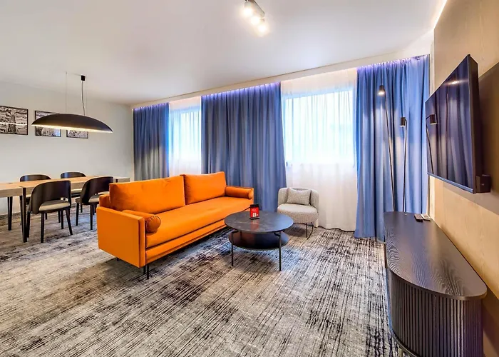 Ibis Centrum Hotel 3*